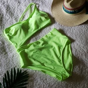 NWT One Shoulder Cut Out One Piece Swimsuit